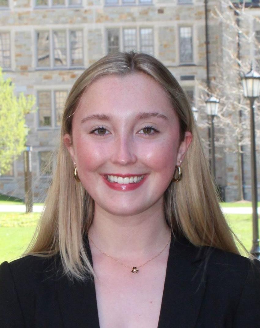 Headshot photo of Madeleine Fitzhenry